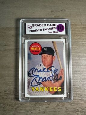 Mickey Mantle Signed 1969 Topps #500 Gem Mint 10 Novelty Baseball Card. Yankees.